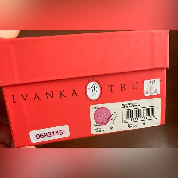 IVANKA TRUMP Women’s Leather Stiletto Heel Gray Size 9M - Picture 8 of 9